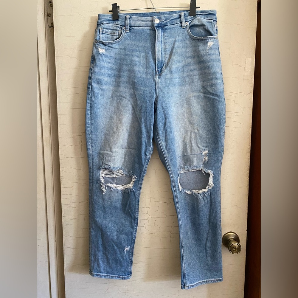 American Eagle Curvy Mom Jean Size 14